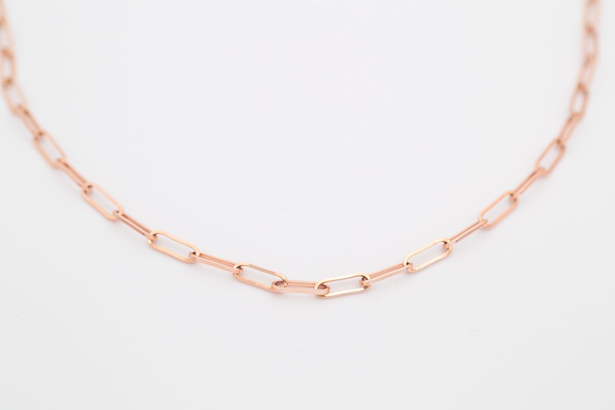 Large Paperclip Necklace (9ct Gold)