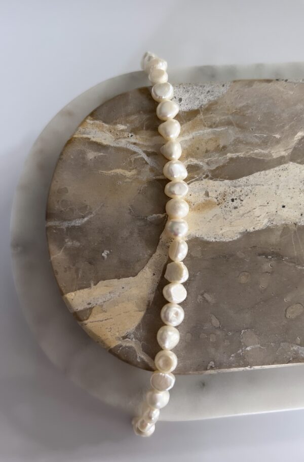 FRESHWATER PEARL BRACELET (1)