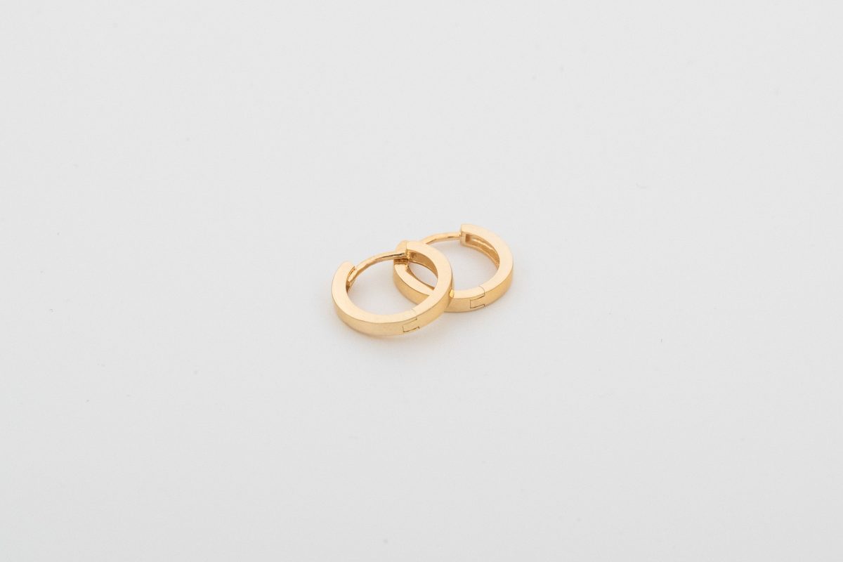 Tiny Huggie Earrings (9ct Gold)